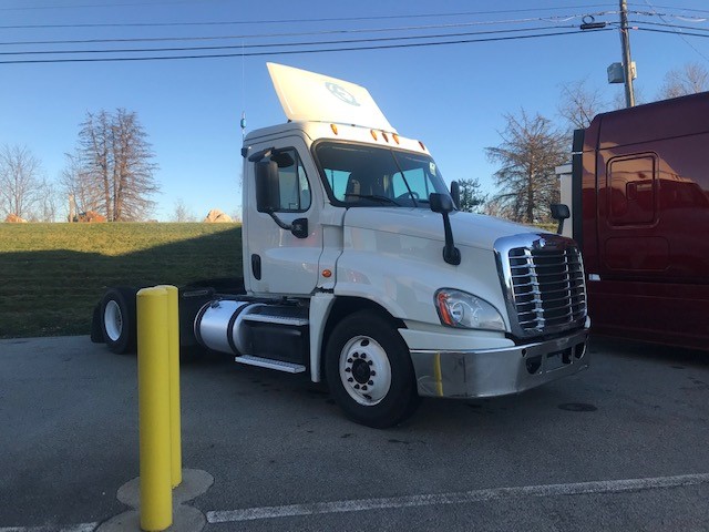 Freightliner Ca Dc Day Cab Tractor Transteck Inc